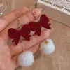 Pendientes de Alta Gama Color Café de Venta Caliente Transfronteriza Otoño e Invierno Nuevos Pendientes Estilo Borla 2026 Accesorios para Orejas Estilo Retro Hong Kong