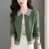 Cardigan de Tricô Color Block com Gola Lapela Outono 2026 Feminino Curto com Zíper Suéter Casaco Emagrecedor Rejuvenescedor Toque de Luxo