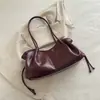 Nueva Bolsa de Hombro Único de Gran Capacidad para Axila, Moda para Viajes, Popular, Versátil, 2026, Sensación de Alta Gama, Bolso de Mano para Mujer Otoño