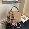Bolsa Pequena Série Niu Feminina 2025 Novo Estilo Nicho Retro Casual Moda Versátil Ombro Transversal