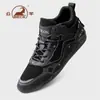 Zapatos de hombre de cuero genuino Gongyang 2026 zapatos casuales transpirables para hombre zapatos deportivos antideslizantes de suela blanda zapatos de viaje de caña alta