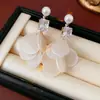 Pendientes de Borla con Forma de Gota de Agua de Concha y Circonita de Aguja de Plata, Pendientes de Moda de Lujo Ligero de Gama Alta, Pendientes Exquisitos de Diseño de Nicho para Mujer