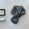 Lenço Curto Simples da Moda Estilo Coreano 2025 Inverno Quente e à Prova de Frio Protetor de Pescoço Tricô Cruzado Preguiçoso Lenço Pequeno