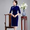 Marca Shenzhen cheongsam de terciopelo retro madre de mediana edad estilo étnico otoño e invierno vestido base mujeres una generación de cabello