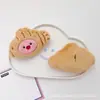 Muñeco de Peluche de Dibujos Animados Castor Muñeco Pequeño Broche Estudiante Mochila Escolar Colgante Accesorios Orejas de Conejo Castor Accesorios DIY