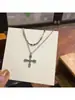 Collar Cruz de Especias de Moda para Mujer Lujo Ligero Diseño de Nicho Cadena para Clavícula Apilada de Doble Capa con Diamantes Completos Estilo Frío de Ins