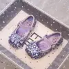 Zapatos de princesa con pedrería para niñas de 3 a 6 años, nueva colección de otoño, merceditas brillantes estilo princesa, zapatos de piel para niños con suelas blandas, zapatos de actuación