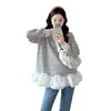 Sudadera de Maternidad Casual Holgada a Rayas de Cuello Redondo con Retazos Dulce Reductora de Edad de Manga Larga Nueva Otoño 2026