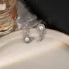 Brincos de Pérola Coreanos de Alta Qualidade 2026, Agulha de Prata Estilo Vintage Chanel Diamante Colorido Estrela de Oito Pontas Brincos de Tarraxa Atacado