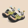 Zapatos de bebé JQ Jingqi, nuevos estilos de otoño e invierno, suela suave, antideslizantes, transpirables, zapatos deportivos para exteriores para niños y niñas