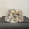 Chapéu de Balde Pelúcia Estampa Leopardo Outono Inverno Pele Sintética Manchas Estampa Leopardo Touca Estilo Coreano Quente Proteção de Orelha Chapéu Bacia Transfronteiriço