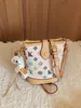 Bolsa Pequena Super Popular para Mulheres, Novo Modelo 2026, Design de Nicho, Bolsa de Celular Saco com Monograma, Toque de Luxo, Bolsa de Ombro Único Transversal
