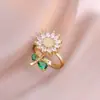 Collar para Mujer, Estilo Influencer Transfronterizo Flor de Girasol Circonita Giratorio Conjunto de Tres Piezas Decoración Collar de Acero de Titanio
