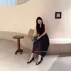 Novos Sapatos Femininos Vintage de Camurça com Bico Quadrado, Fivela de Strass, Salto Bloco, Design Raso, Elegantes e Versáteis para o Dia a Dia