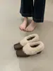 Sapatos Peludos Super Estilosos de Calçar para Mulheres, Novos Sapatos de Couro de Inverno 2025 com Lã Adicionada, Mocassins de Bico Quadrado com Salto Grosso