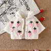 2025 Comercio Exterior Transfronterizo Otoño e Invierno Nueva Ropa para Niñas y Niños Patrón de Fresa Blanca Chaqueta de Felpa de Manga Larga Venta al por Mayor
