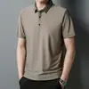 Nova tendência 2024 manga curta sem costura masculina cor sólida moda casual gola alta homens de meia-idade estilo coreano temperamento manga curta