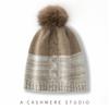 Gorro de Punto Casual de Moda Grueso Cálido con Pompón, Patrón Trenzado Bloque de Color, Nuevo para Mujer Otoño e Invierno 2026, Cachemira de Gama Alta