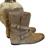 Botas Martin Confortáveis de Cano Médio com Acúmulo Estilo Coreano Feminino Outono Fivela Botas Versáteis Femininas Novas Botas Curtas Aumentadoras de Altura 2026
