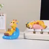 Decoração de Mesa Ornamentada para Estação de Trabalho Girafa Divertida de Desenho Animado Figura de Boneco Veado Resina Criativa Emocional