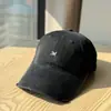 Estilo Novo Primavera e Verão, Boné de Baseball Macio Bordado Fresco e Simples, Chapéu Versátil da Moda que Faz o Rosto Parecer Menor, Boné de Bico de Pato Tendência para Mulheres
