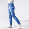 26 pantalones nuevos de otoño para niños, con estampados de dibujos animados, pantalones largos, adecuados para niños mayores, cómodos para usar en casa y para dormir, con cintura alta elástica y diseñados para mantener a los niños abrigados