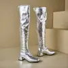 Botas de moda versáteis para outono e inverno para mulheres, botas longas transfronteiriças com bico redondo, sola de borracha, antiderrapante, zíper traseiro, cor sólida, botas femininas plus size