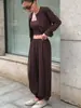 Traje casual de punto estilo francés, top sin mangas ajustado con cuello redondo, cárdigan de botones y pantalones de pierna ancha con cintura elástica de tiro alto