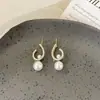 Pendientes de Plata de Ley S925 con Perlas de Imitación de Gama Alta para Mujer, Pendientes de Diseño Nicho, Pinzas para Orejas y Accesorios para Orejas Versátiles y Elegantes