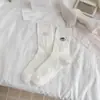 Nuevos Calcetines Blancos para Mujer, Calcetines Largos de Algodón, Calcetines de Caña Media Modernos, Lindos Calcetines Holgados para Niñas Estilo Japonés de Dibujos Animados Sin Costuras