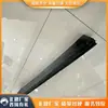 A moldagem de borracha da placa de travessia de ferrovia é antiderrapante, resistente ao desgaste, à compressão e ao impacto, e tem bom efeito de isolamento.