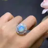 Anillo de Plata de Ley S925 con Ópalo Natural Moda Japonesa y Coreana Diseño de Nicho Ovalado 8x10 mm Venta al por Mayor