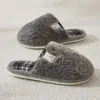 Zapatillas de Algodón Sencillas Lidani para Mujer Invierno Nuevo Estilo de Interior para el Hogar Cálidas Cómodas Zapatillas de Felpa para Hombre Otoño Invierno