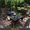 Mesa e cadeira de vime ao ar livre Pátio ao ar livre Varanda ao ar livre Jardim Terraço Lazer Cadeira de vime pequeno Pátio Conjunto de três peças personalizado