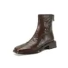 Botas curtas de pele de ovelha com salto médio e grosso para mulheres, botas de outono e inverno, botas de cano curto ajustadas, novas botas pretas Martin com bico quadrado