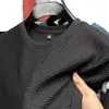 Camiseta de Manga Corta para Hombre Cuello Redondo Verano Malla Transpirable Camiseta de Media Manga Ropa Fina de Alta Gama para Hombre de Moda Ins