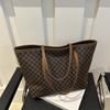 Moda simples grande capacidade bolsa feminina 2024 inverno nova moda bolsa tote comutador nicho bolsa de ombro portátil