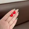 Pendientes Rojos de Amor con Diamantes Incrustados de Diseño Único, Pequeños y Exquisitos, Accesorios de Oreja Suaves, Estilo Coreano, Sencillos, Explosiones de Otoño e Invierno