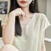 Top de punto coreano de manga corta con cuello en V, fresco y transpirable, estilo dos piezas falsas, para mujer, camiseta versátil de verano fina con diseño calado