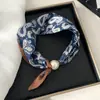 Bufanda de Seda Estilo Nuevo, Lujo Ligero Francés, Collar de Perlas Primavera y Verano, Hebilla Magnética, Bufanda Perezosa, Pañuelo de Cuello para Mujer, Cadena para Clavícula Bufanda
