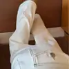 Jeans Feminino de Barra Flare Comprimento Total, Não Elástico, Cintura Alta, Corte Slim, Coleção Primavera Petite 2026