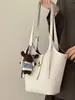 Bolsa tote de alta qualidade para mulheres, nova coleção de verão 2026, grande capacidade, bolsa tipo balde da moda, versátil para o dia a dia, e um conjunto de bolsas de ombro combinando
