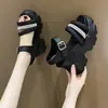 Sandálias Romanas da Moda com Uma Tira e Solado Ultra-Grosso para Mulheres, Sandálias de Plataforma com Biqueira Aberta para Mulheres Baixas, Combinadas com Saias