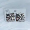Nuevos Pendientes de Tachuela Irregulares Geométricos Retro Transfronterizos para Mujer Simples Versátiles Creativos Acero de Titanio Diseño Hidráulico Joyería al por Mayor