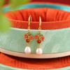 Aretes de Plata de Ley S925 Chapados en Oro Perla de Agua Dulce Roja del Sur Tendencia Nacional Esmalte Cloisonné Mariposa Ganchos Irregulares