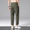 Pantalones Cortos Ligeramente Elásticos de Color Sólido para Hombre de Verano, Pantalones Casuales Finos Transpirables de Pierna Recta, Pantalones Juveniles de Seda de Hielo
