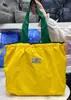 Bolsa de compras plegable protección ambiental hombro portátil bolsa de almacenamiento portátil supermercado gran capacidad impermeable en stock entrega de una sola pieza