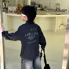 Ropa Infantil Camiseta Básica Engrosada para Niños Estilo Nuevo Invierno 2025 Top Cálido Forrado de Felpa para Niños Ropa de Otoño e Invierno para Niños Grandes Moderna