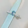 Anillo de Plata de Ley S925 con Aguamarina Jiumei Jewelry para Mujer Venta al por Mayor Estilo Ins Anillo de Diamante de Carbono Alto de Circonita Estilo Sencillo