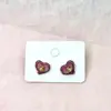 Nuevos Pendientes de Botón Pequeños Rosa Bei Rosa Diamante Versión Alta Clásico Retro Amor Saturno Completos de Diamante para Mujer Pendientes de Gama Alta para Mujer